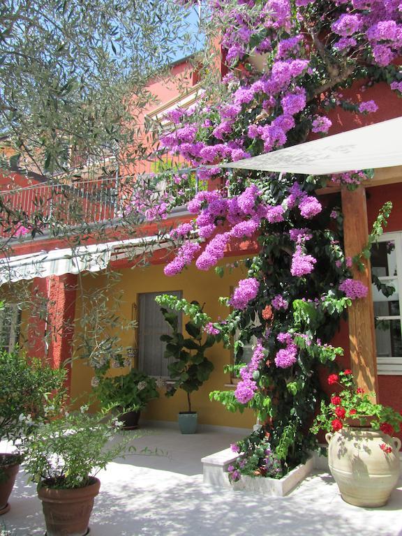 Borgo Antico Apartments Toscolano Maderno Exteriör bild
